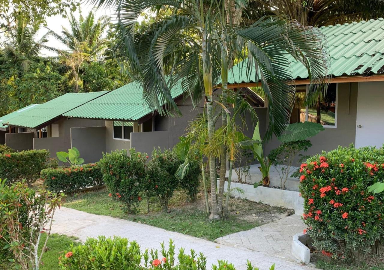 Siam Flora Resort Ko Lanta Exterior foto